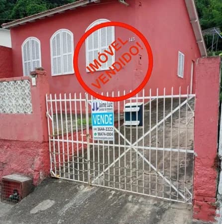 Casa Alvenaria para Venda em Centro Laguna-SC