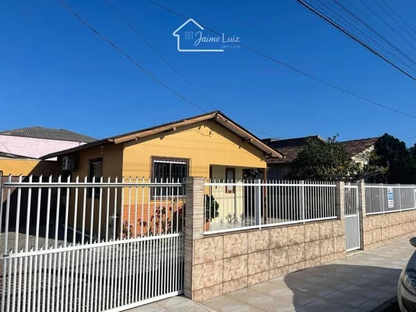 Casa em Laguna - Progresso