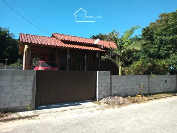 Casa em Laguna - Caputera