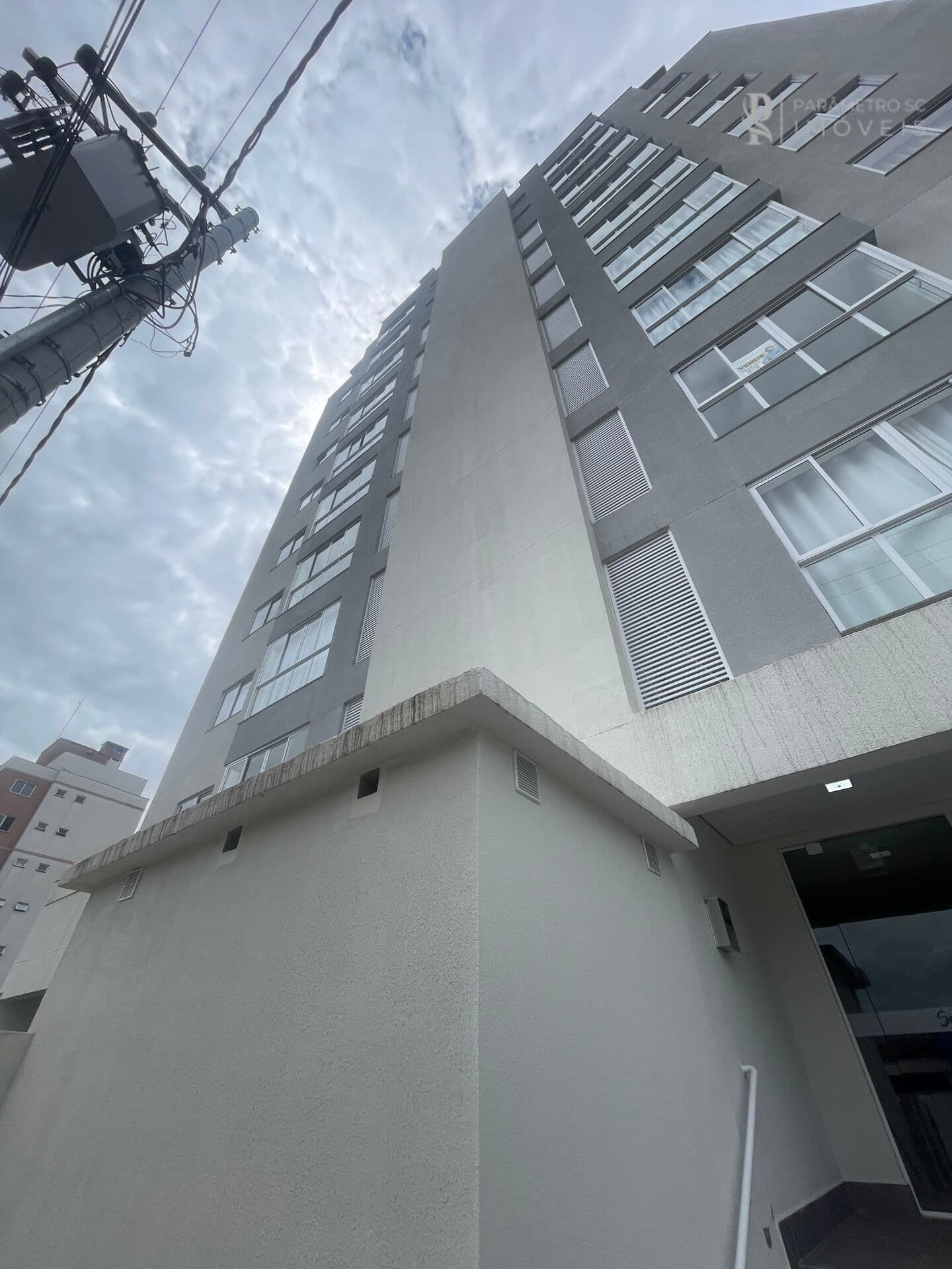 ✨ Duplex de Alto Padrão no Bairro Capitais ✨