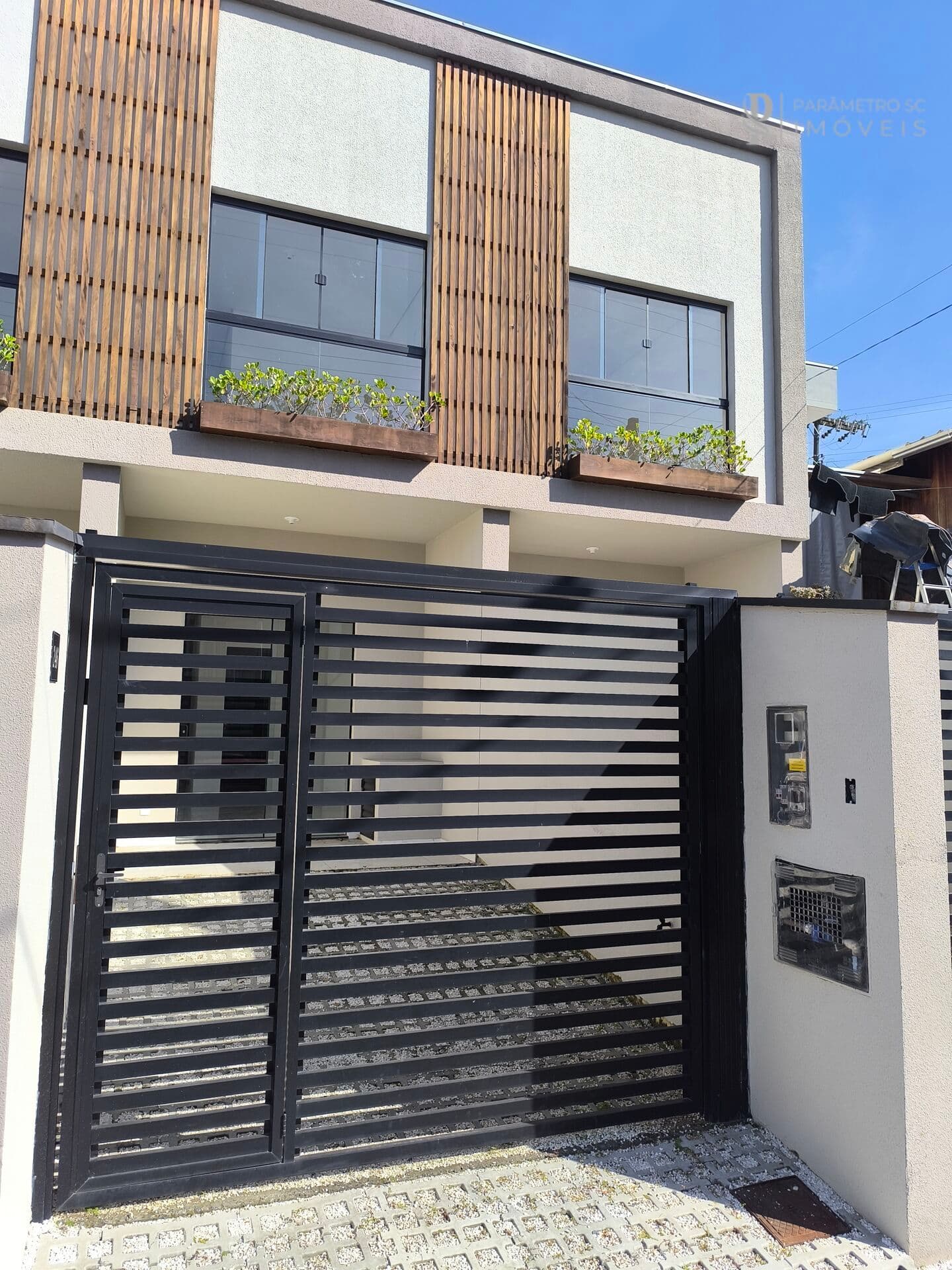 Casa Sobrado com 2 suítes e 90 m2, Bairro da Velha, Blumenau/SC