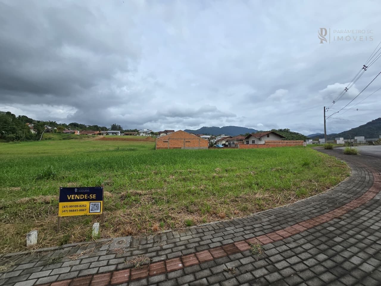 Terreno de esquina a 5 minutos do centro em Timbó, Bairro Padre Martinho Stein