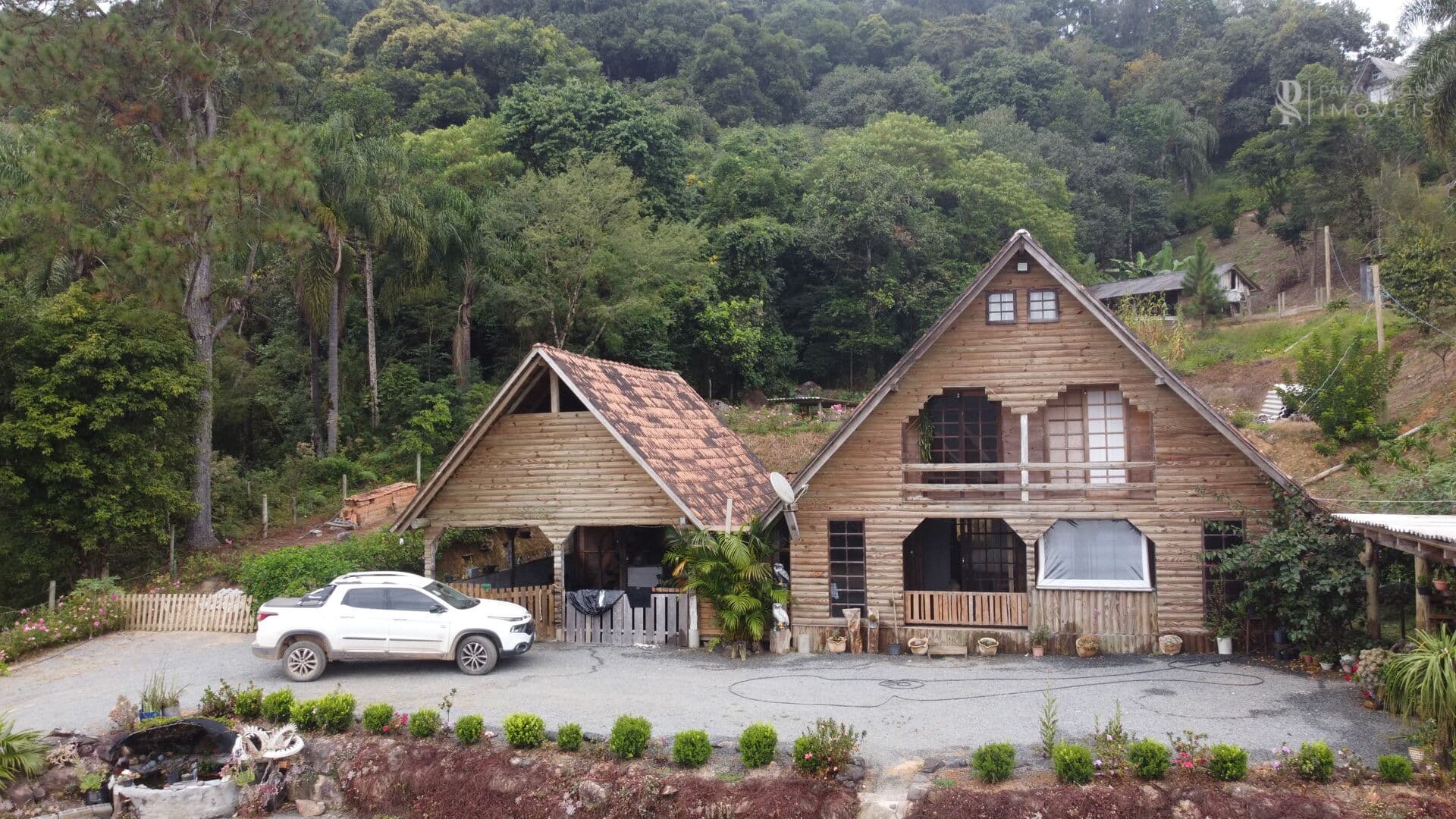 🏡 Chalés à Venda com Vista para a Barragem – Ideal para Investimento e Lazer