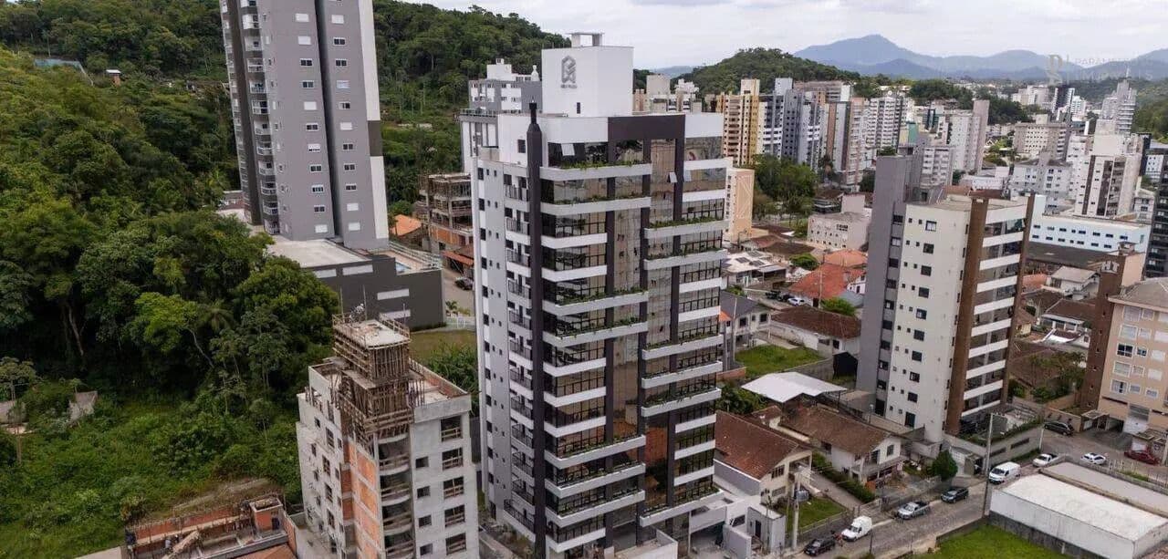 Alto Padrão 3 suítes, 2 vagas, 146,55 m2, na Vila Nova, Blumenau/SC