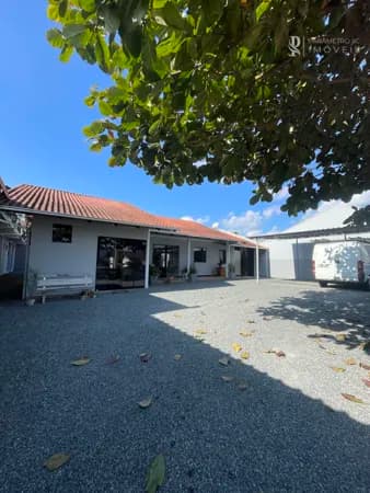 🏡 Imóvel residencial com excelente renda de aluguel – ideal para morar e investir!