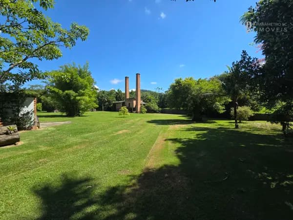 Área Residencial/Comercial com 11.314m² em Timbó/SC