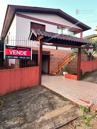 🏡 Oportunidade em Erechim – Casa com Dois Pavimentos para Moradia ou Renda Extra!