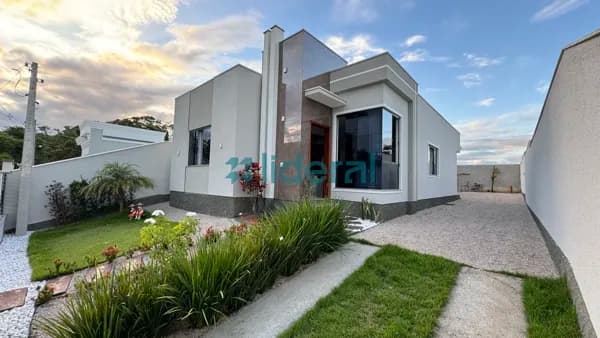Casa Alto Padrão em Nova Descoberta, Tijucas/SC
