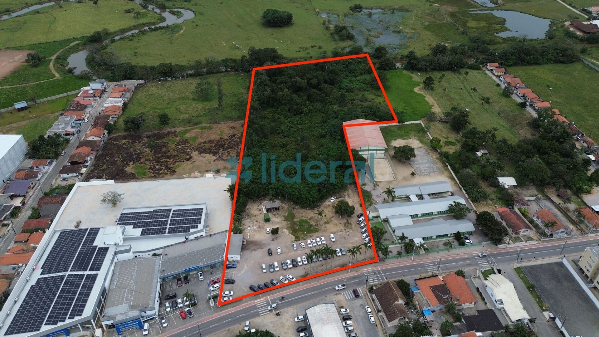 Terreno no centro tijucas 22.500 m2