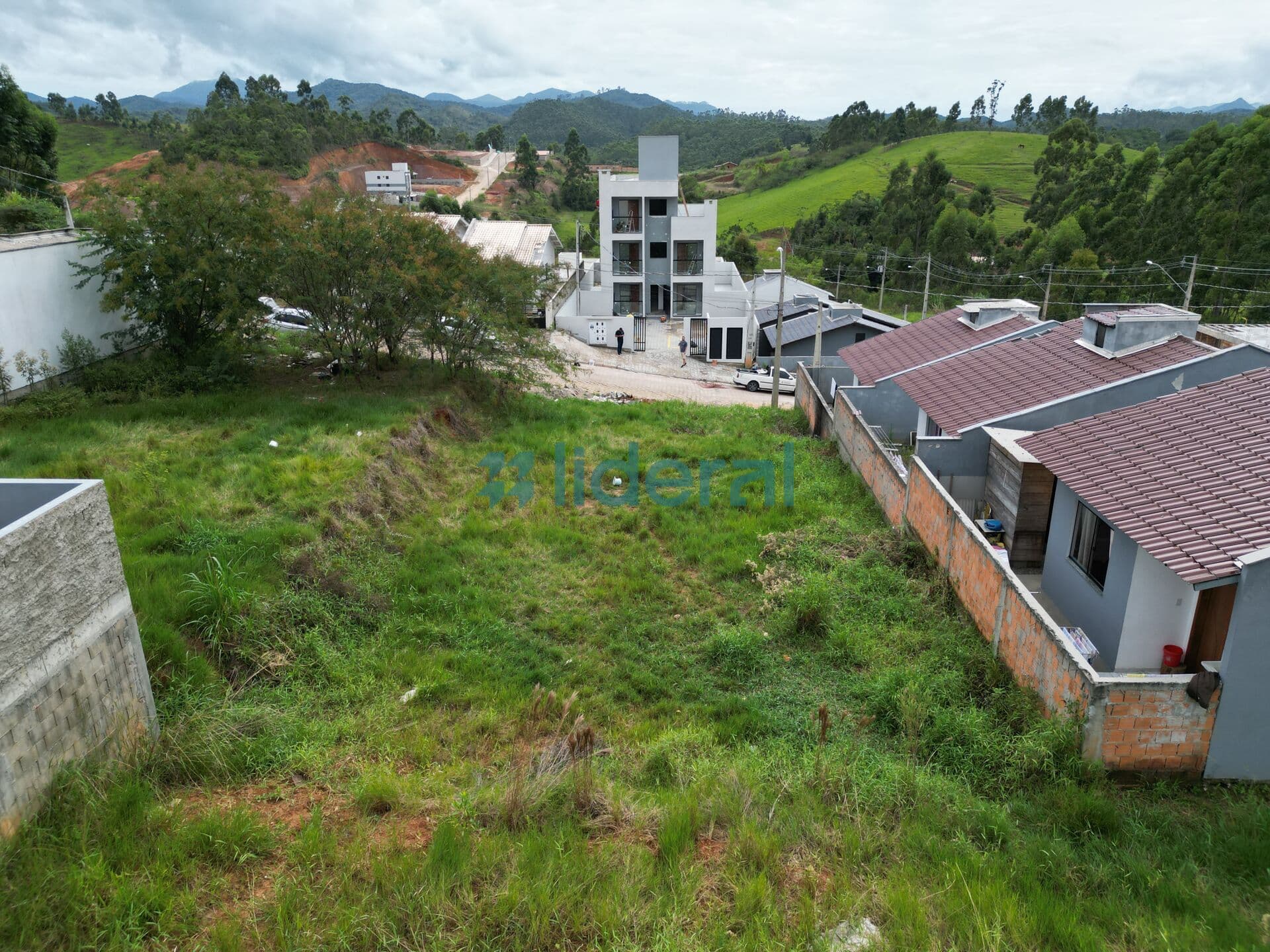 Lote/Terreno em Canelinha - Cobre