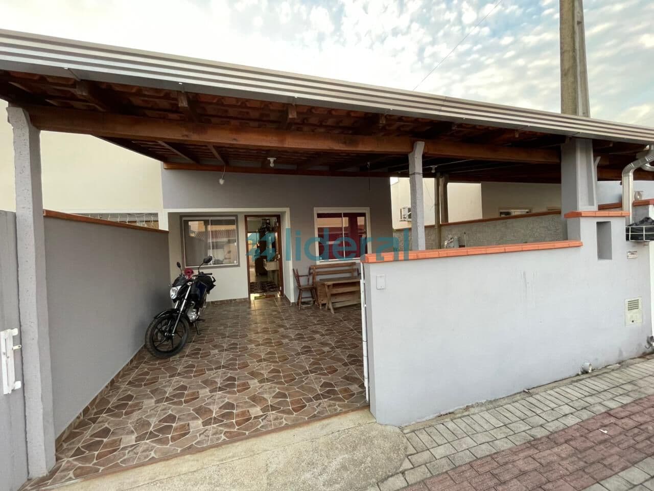 Casa 2 domitórios no bairro Cardoso, São João Batista/SC