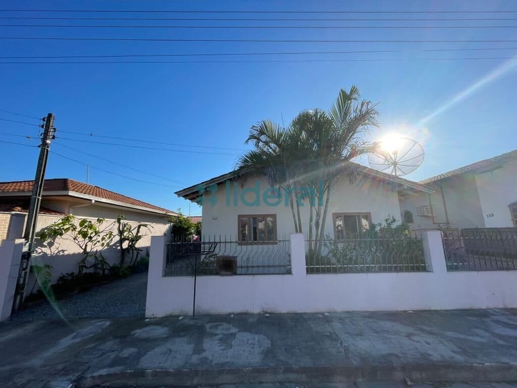 Casa em Canelinha - Papagaios