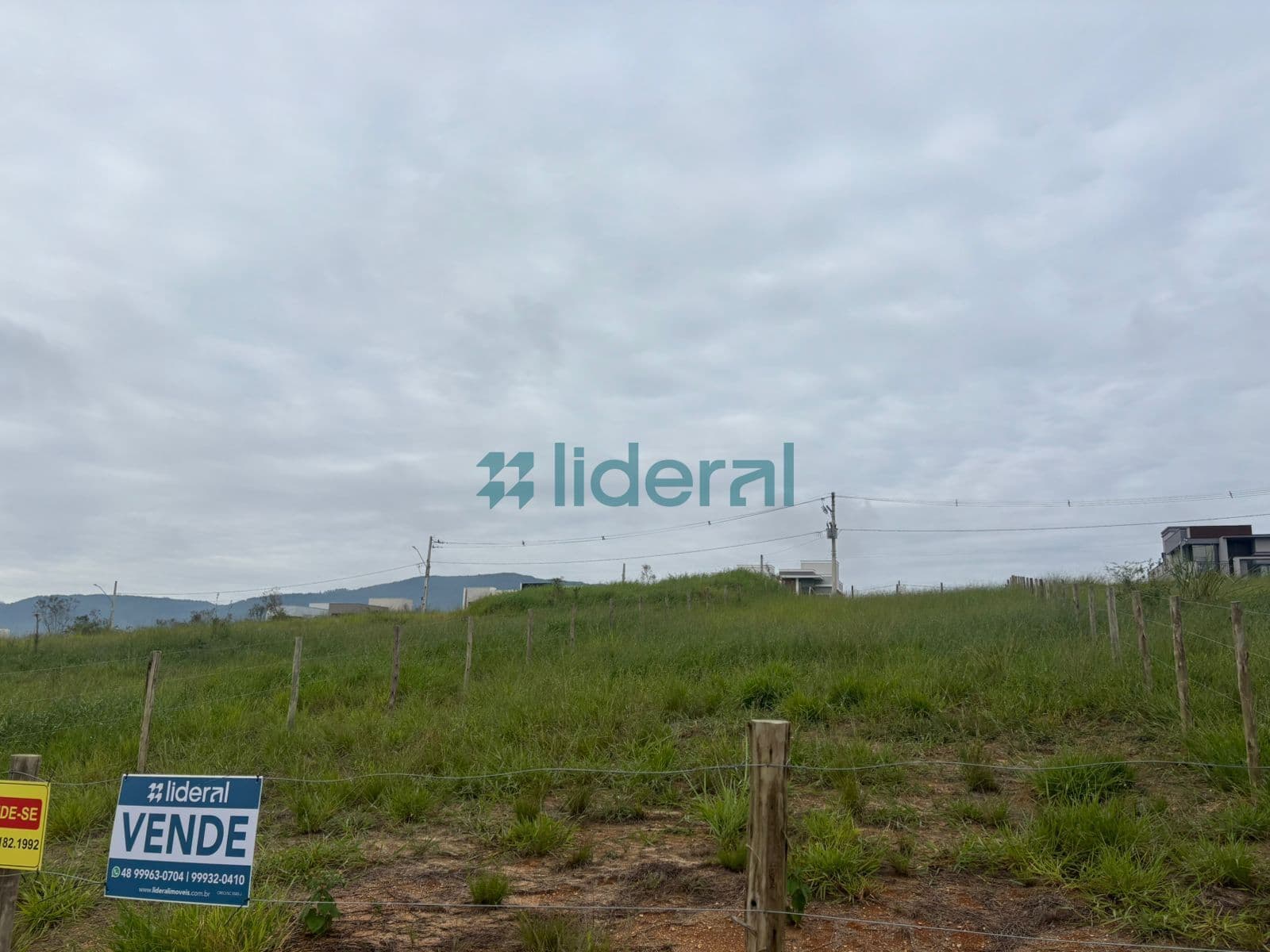 Lote/Terreno em Canelinha - Centro