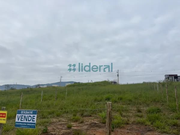 Lote/Terreno em Canelinha - Centro