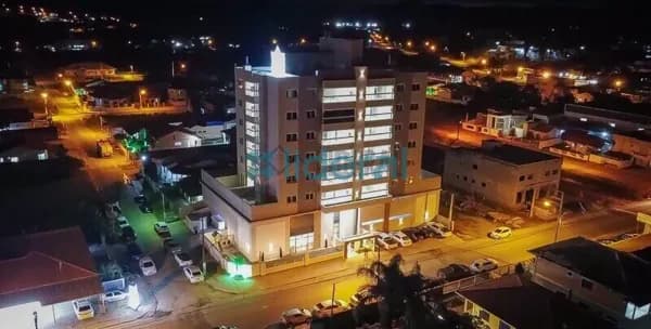 Apartamento alto padrão no Centro de Canelinha/SC