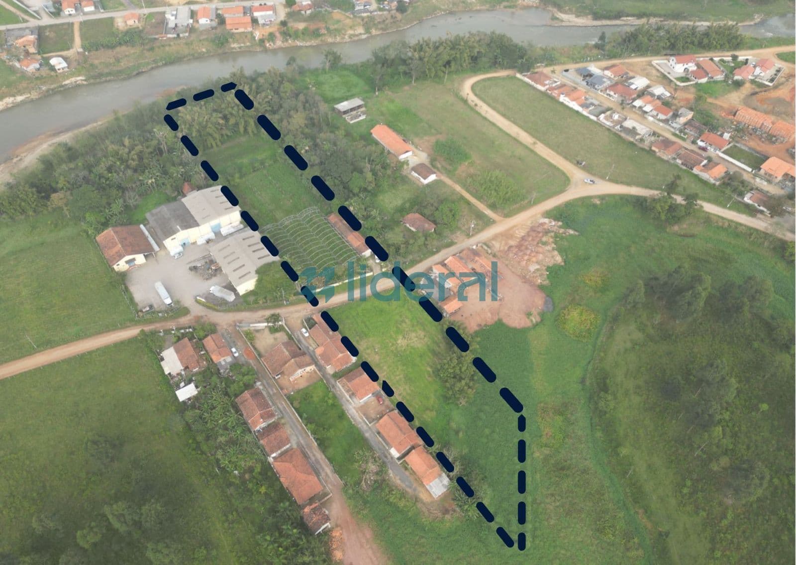 Lote/Terreno em Canelinha - Centro