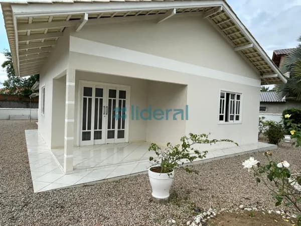 Casa Alvenaria em Nova Descoberta com amplo terreno