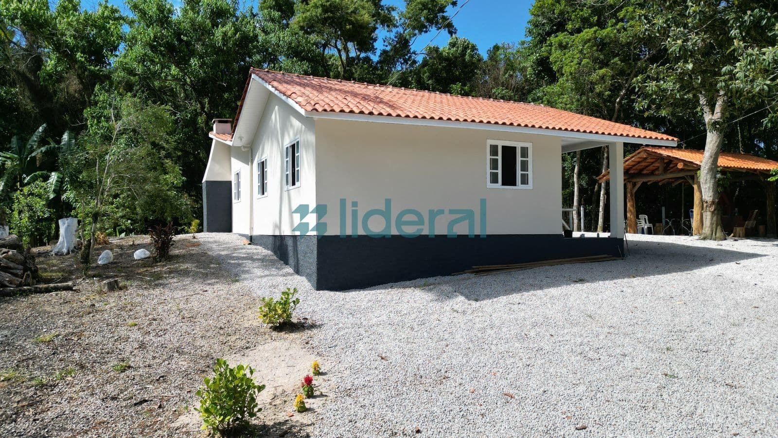 Fazenda/Sítios/Chácaras em Tijucas - Itinga