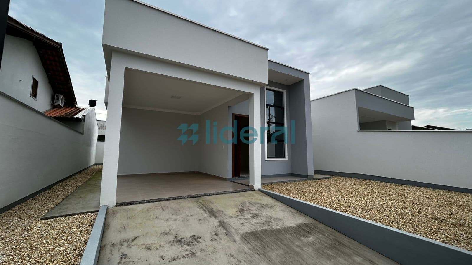 Casa em São João Batista - Tajuba II