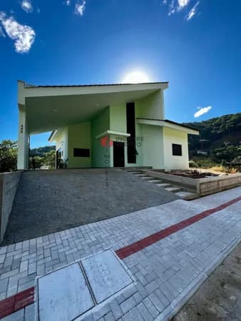 Casa em Nova Trento - Trinta Reis