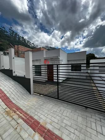 Casa em Nova Trento - Trinta Reis