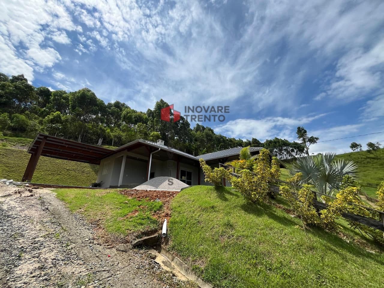 Fazenda/Sítios/Chácaras em Canelinha - Centro