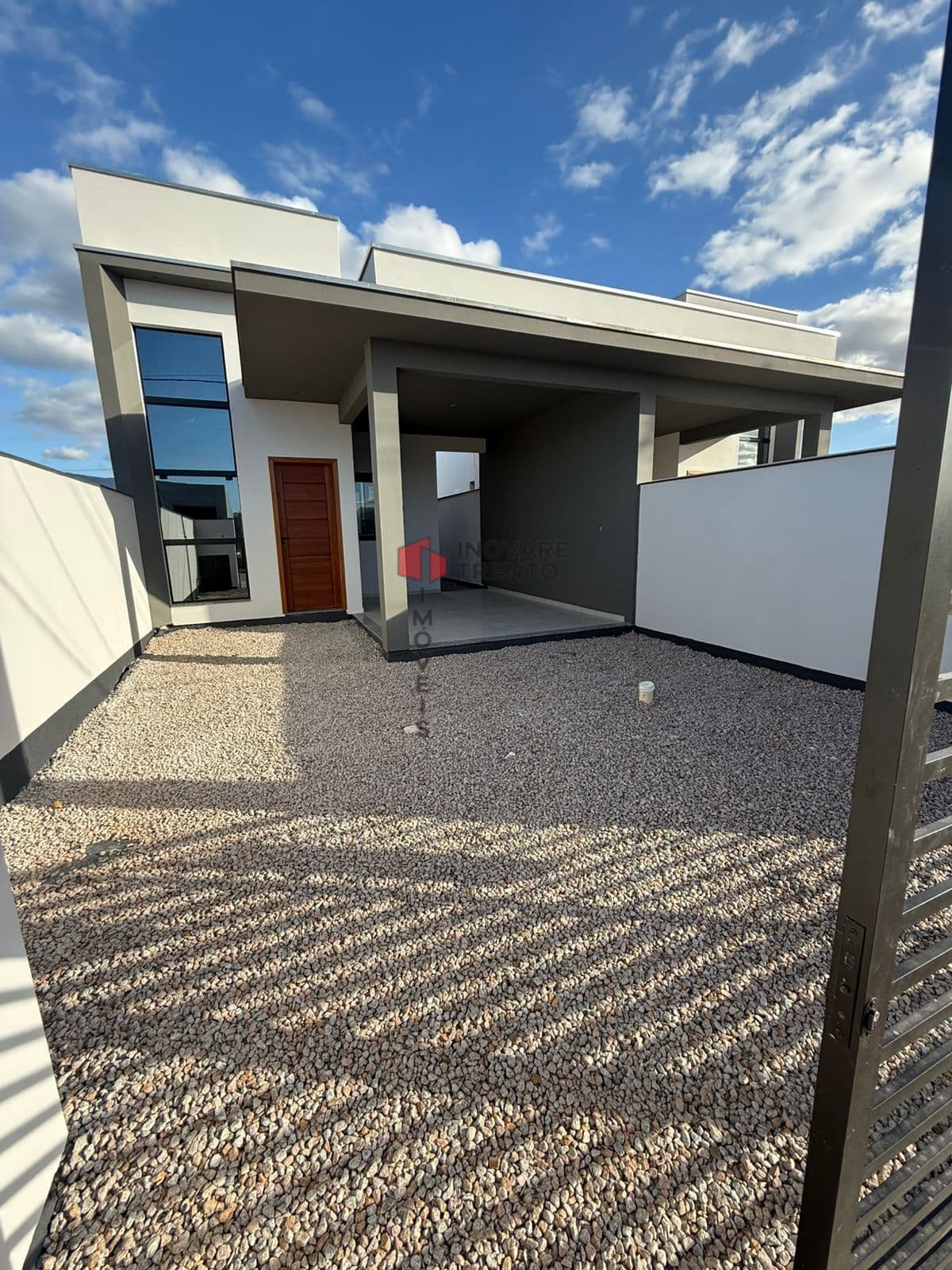 Casa em Canelinha - Areião