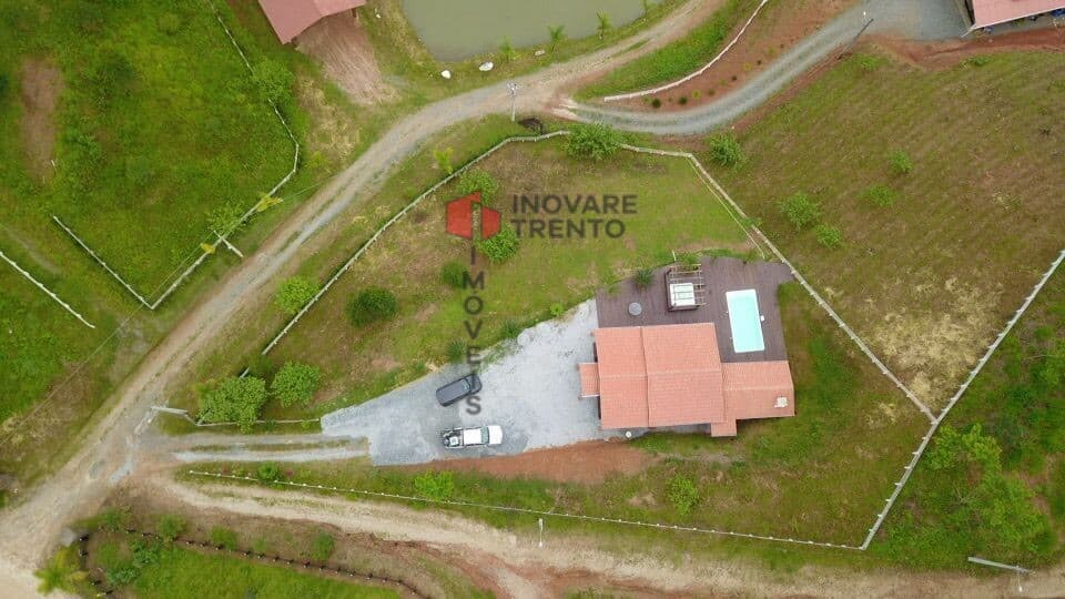 Fazenda/Sítios/Chácaras em Tijucas - Oliveira
