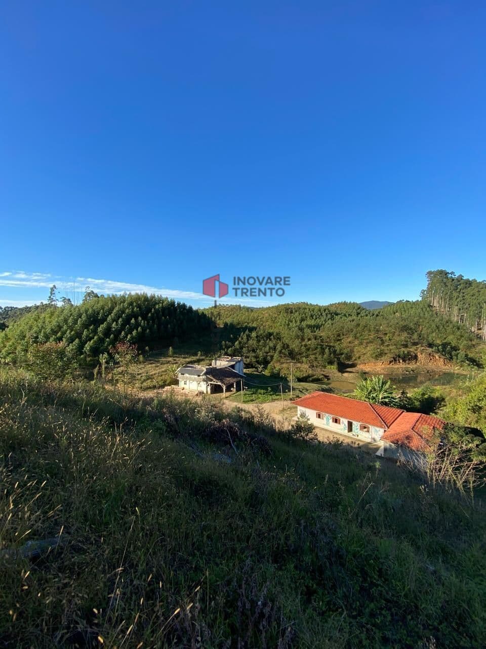 Fazenda/Sítios/Chácaras em Leoberto Leal - Centro
