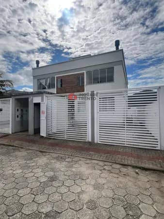Apartamento em Nova Trento - Trinta Reis
