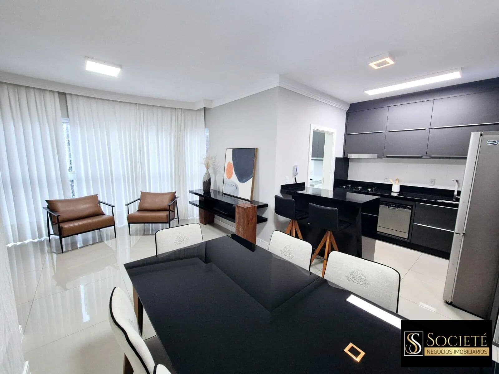 Apartamento Alto Padrão à venda no Edifício Puerto Chicana Residence em Balneário Camboriú - SC