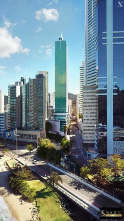Apartamento na Barra Norte no Skyline Tower