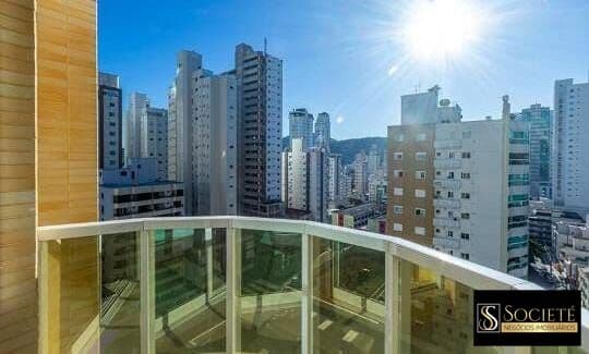 Apartamento à Venda no Edifício Maison San Lorenzo em Balneário Camboriú - SC