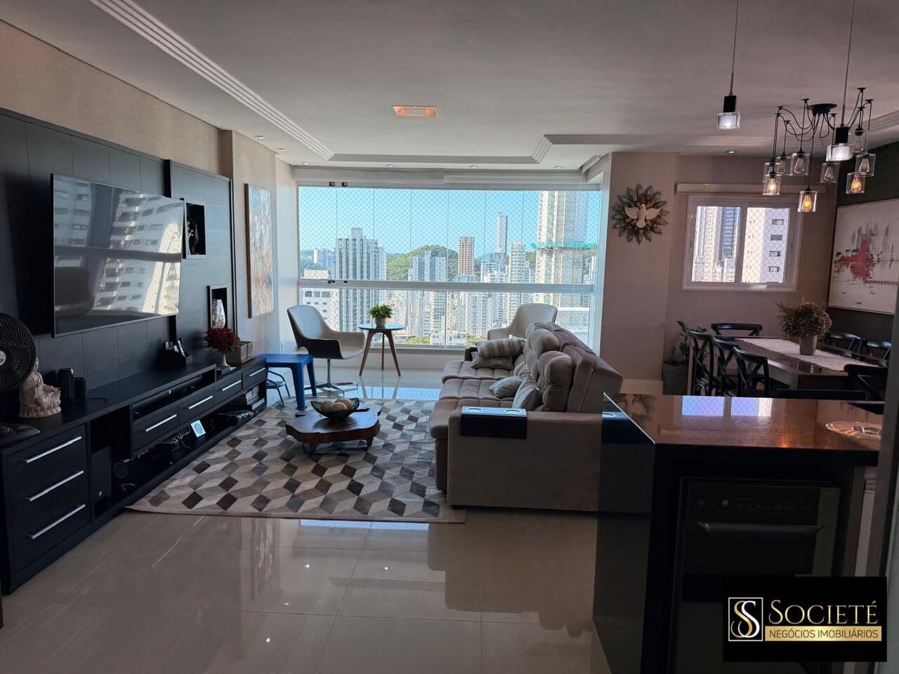 Apartamento à Venda no Edifício Pacoste Home em Balneário Camboriú - SC