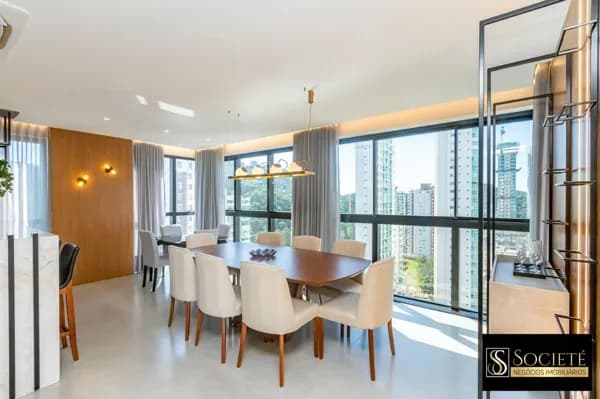 Apartamento à Venda no Edifício Costa Esmeralda em Balneário Camboriú - SC