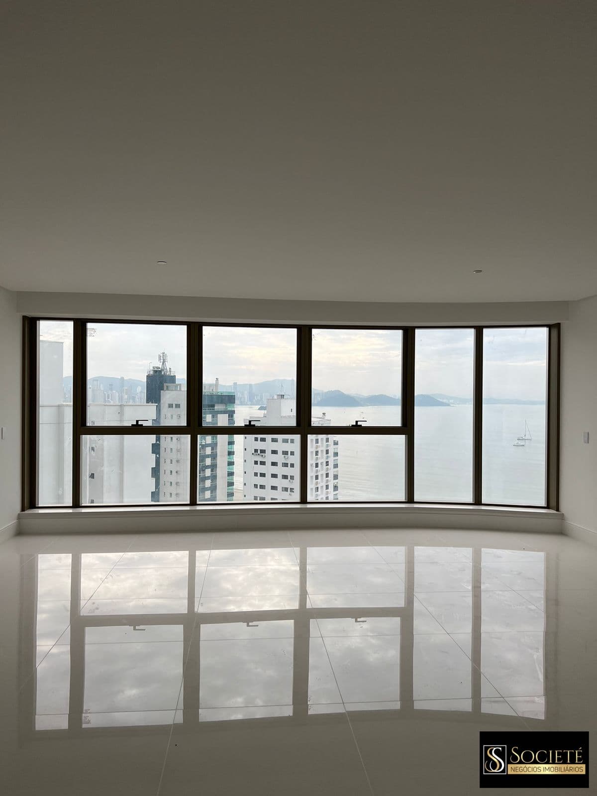 Apartamento Quadra Mar no Yachthouse by Pininfarina