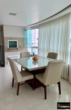 Apartamento à Venda no Edifício Solar do Tamarindo em Balneário Camboriú/SC