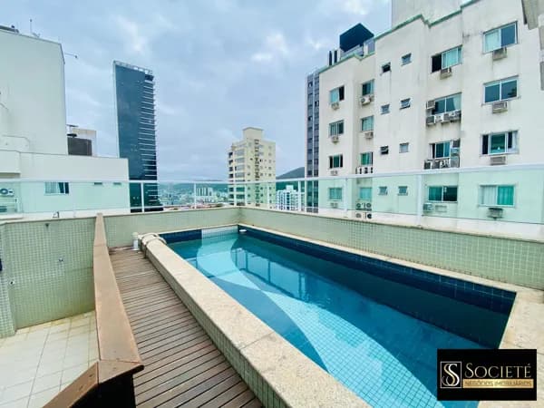 Cobertura Alto Padrão no Edifício Green Valley, no Centro de Balneário Camboriú