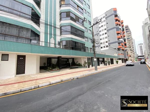 Apartamento à Venda no Edifício Claudia em Balneário Camboriú - SC