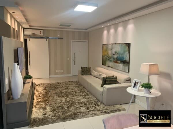 Apartamento à Venda no Edifício Porto da Barra em Balneário Camboriú - SC