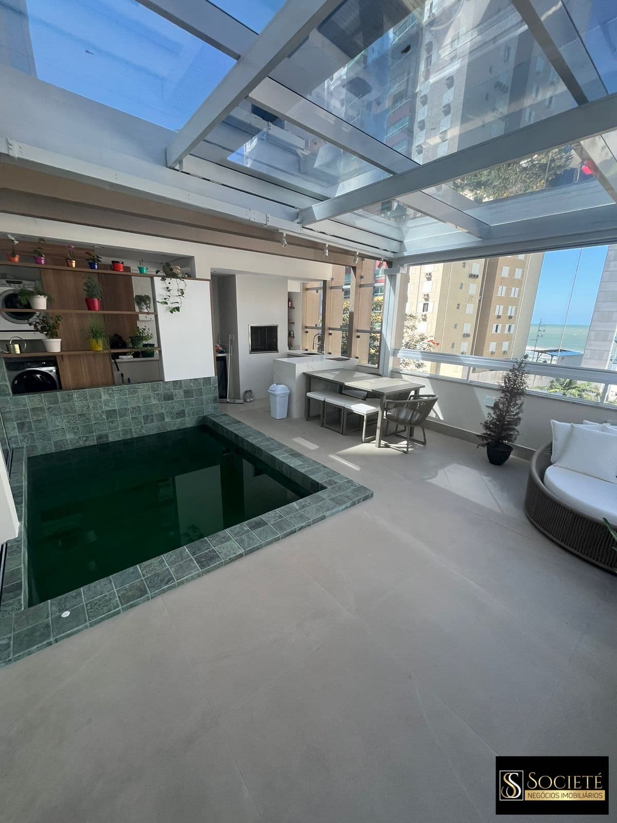 Cobertura com 4 apartamentos à venda no bairro Centro - Balneário Camboriú/SC