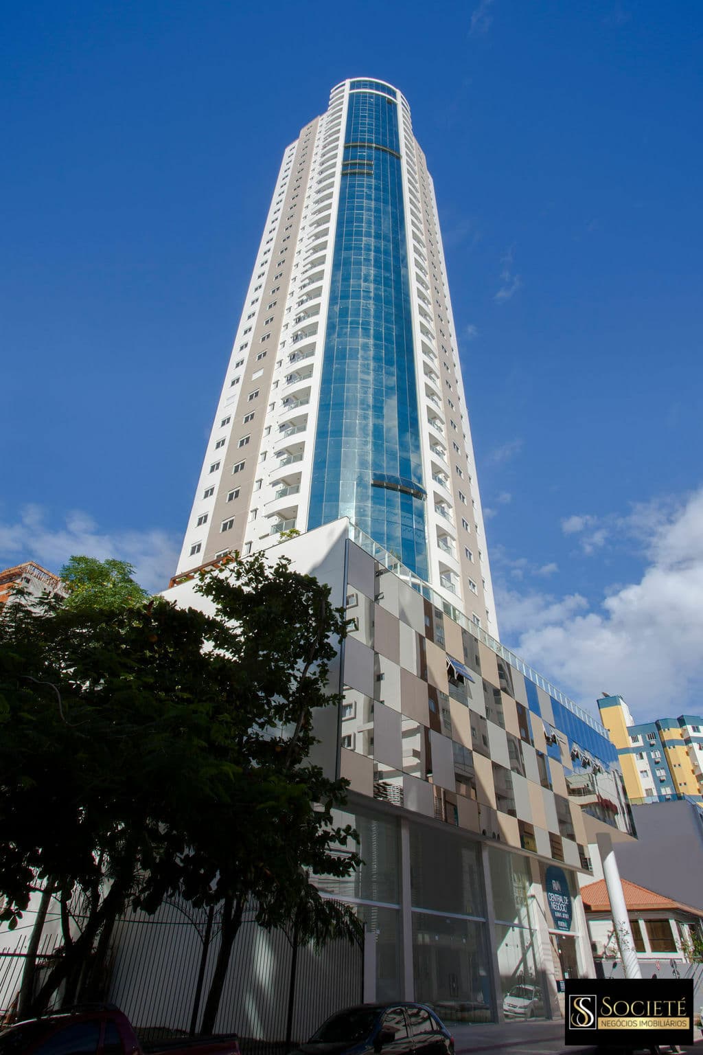 Apartamento à Venda no Portinax Residence