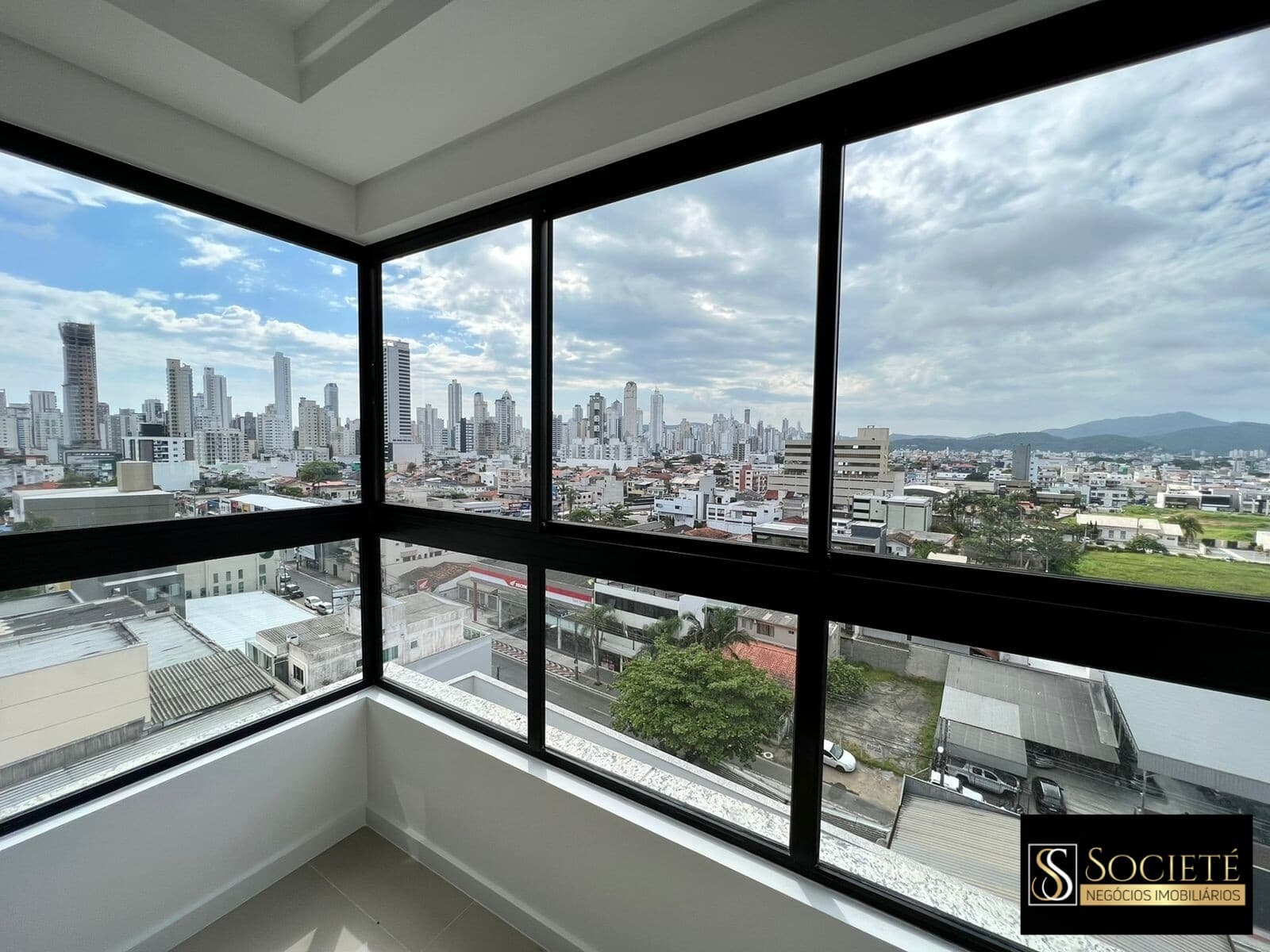 Apartamento no Edifício Icon Residence em Balneário Camboriú SC