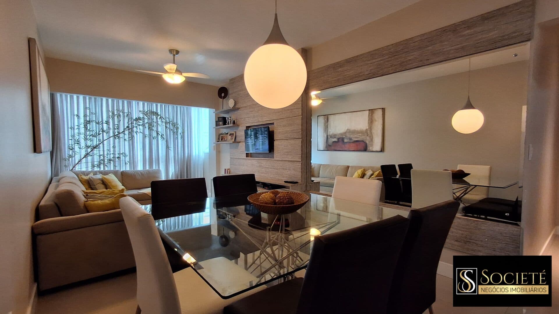Apartamento Quadra Mar a venda no Edifício Madrid em Balneário Camboriú- SC