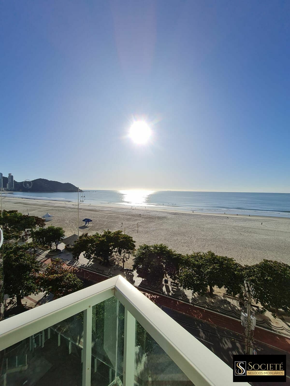 Apartamento à Venda no Ed. Albatroz - Balneário Camboriú - SC