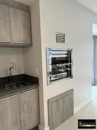 Apartamento Quadra Mar à Venda no Edifício Ilha de Symi em Balneário Camboriú - SC