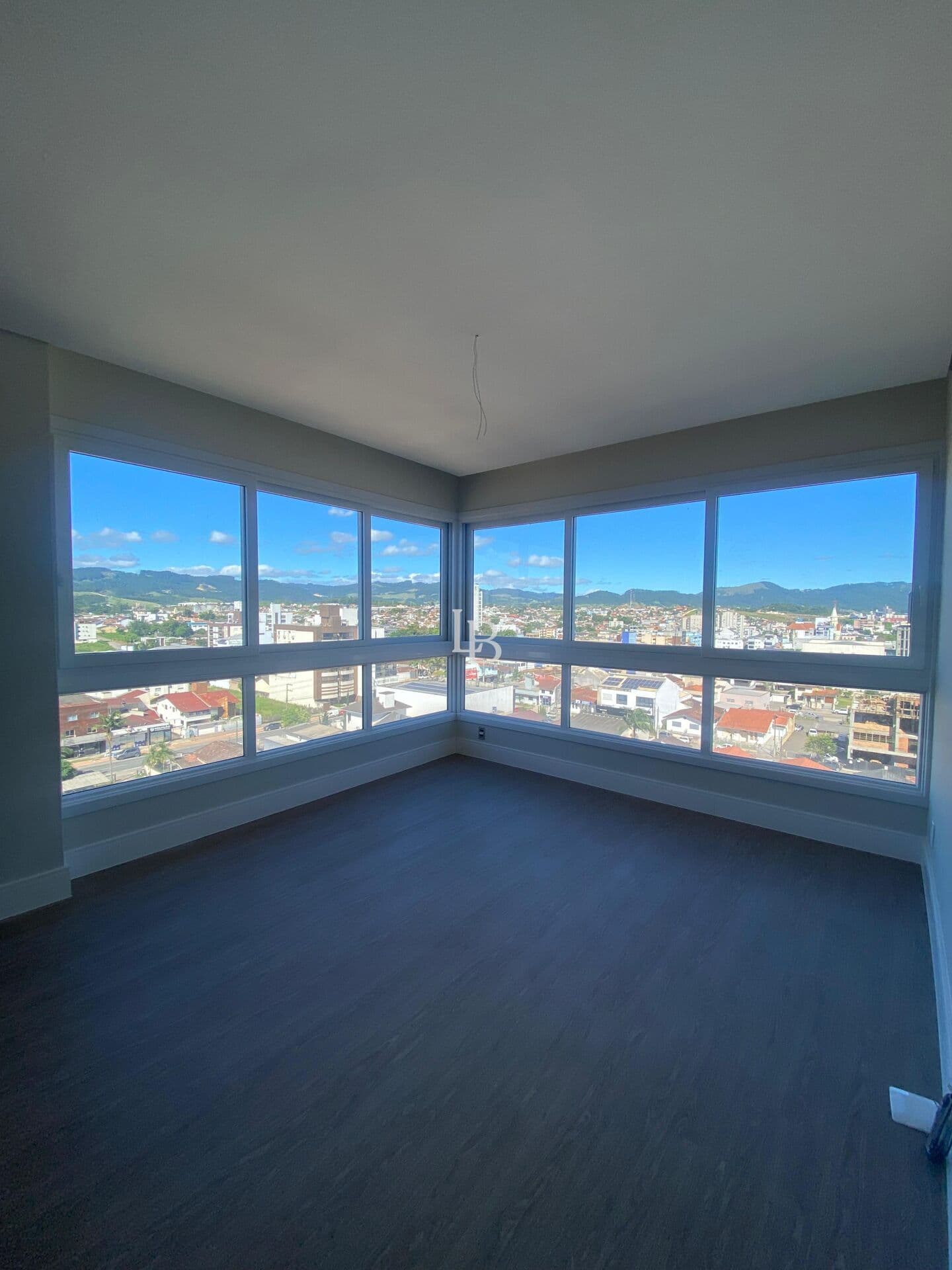 Excelente Posição Solar -Apartamento Alto Padrão