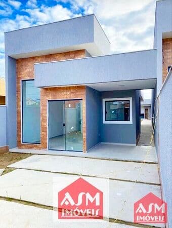 Casa de Alto Padrão c/ Fino Acabamento Composto por 3 Quartos (Sendo 1 Suíte), 1 Banheiro Social, Co