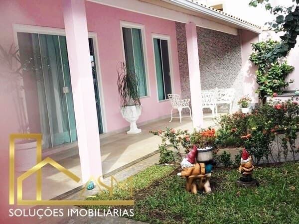 Linda Casa, c/ 3 Quartos (Sendo 1 Suítes) , com Piscina, em Araçatiba - Maricá - RJ