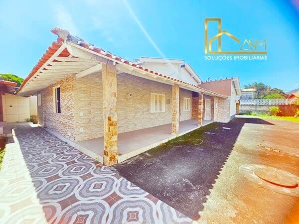 Casa Linear com 3 Quartos, em Terreno Amplo de 740 m2, no Bairro de Araçatiba, Maricá, RJ